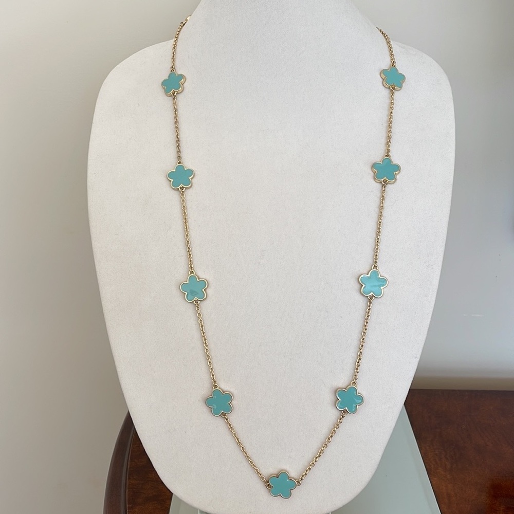 Beautiful Landau necklace